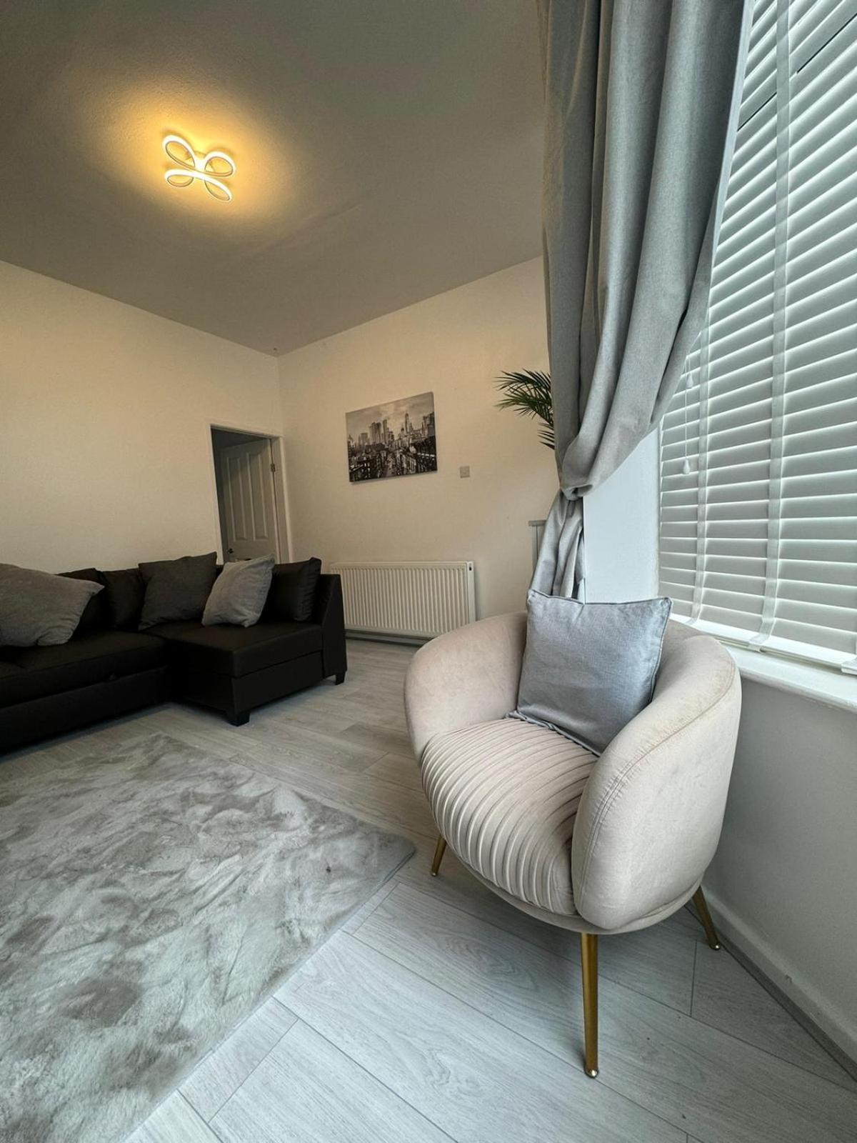 Dmk Haven Apartment Manchester Exterior photo